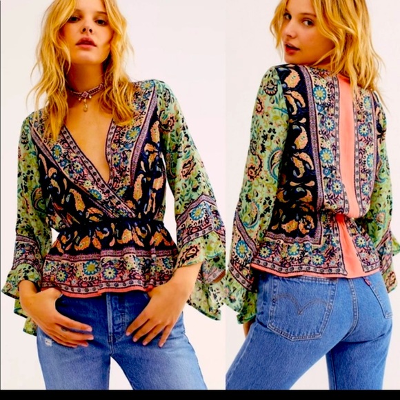 FREE PEOPLE TOP - Picture 1 of 6